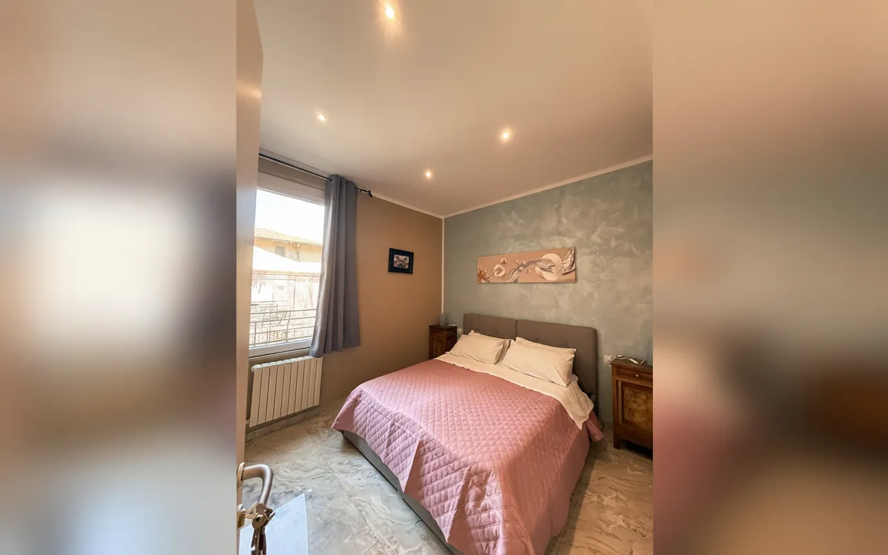 Camera con bagno privato — Rooms Vincanto, Salsomaggiore Terme (Emilia-Romagna) (foto 7)